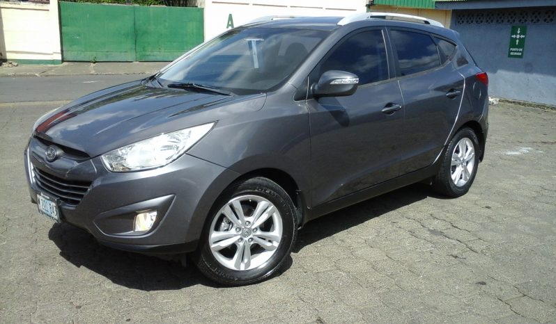 Usados: Hyundai Tucson 2012 automática color gris lleno