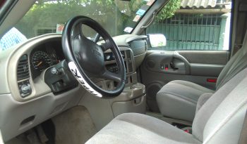 Usados: GMC 3/4 Ton 2003, van familiar como nuevo lleno