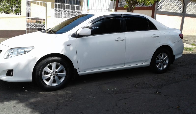 Usados: Toyota Corolla 2009 en Managua lleno