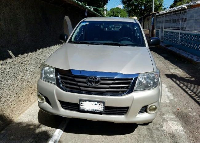 Usados: Toyota Hi-Lux 2013 comprada en Casa Pellas lleno