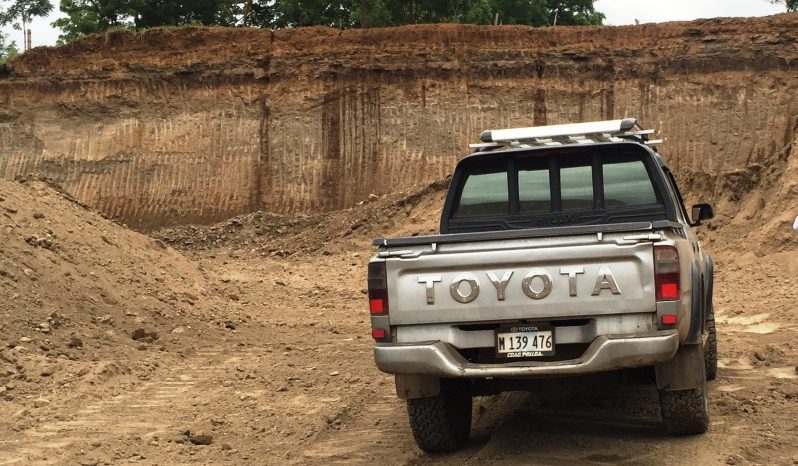 Usados: Toyota Hi-Lux 2004 4×4 en Managua lleno