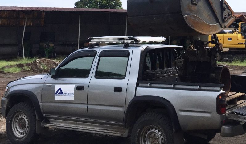 Usados: Toyota Hi-Lux 2004 4×4 en Managua lleno