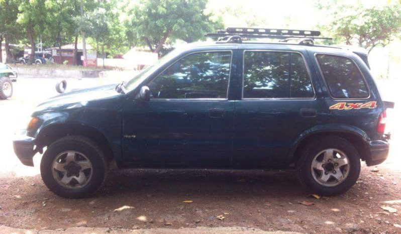 Usados: KIA Sportage 2000 en Managua full